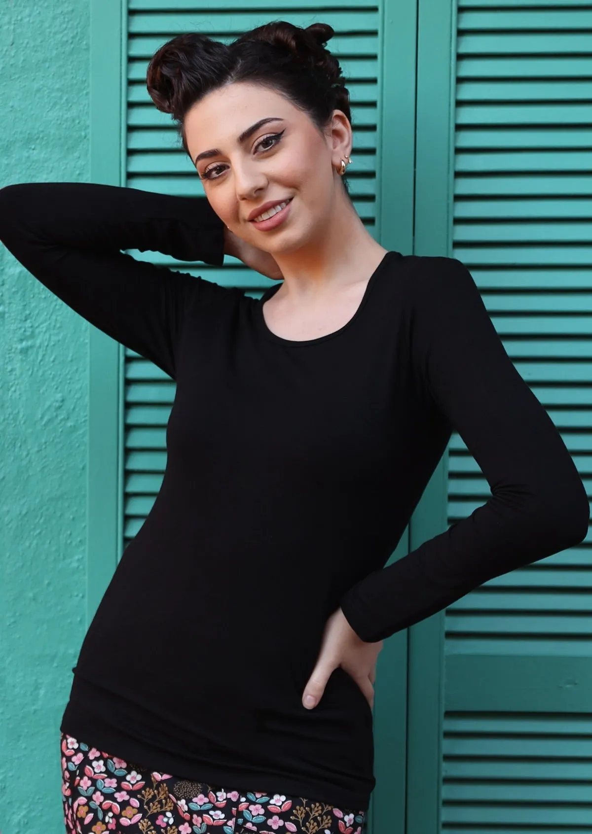 Round Neck Top Black